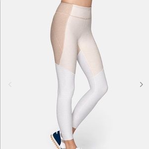BRAND NEW!! 7/8 Tri-Tone Warmup Legging